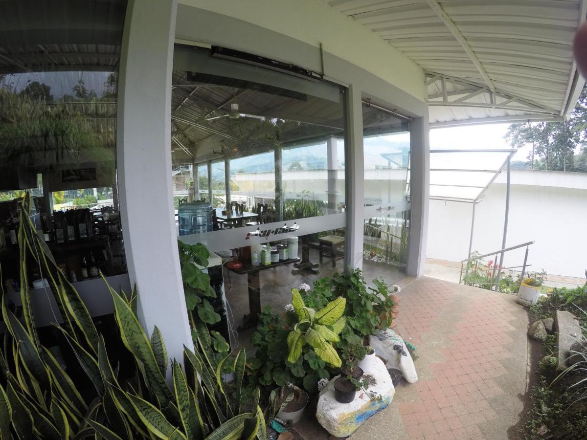 Sky Club Eco Hotel Belen de Umbria Eksteriør bilde